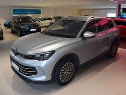 Silver Begagnad 2024 VW Tiguan Elegance SUV | 435 000 kr (Marknadspris)