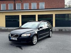Svart Begagnad 2008 Volvo V50 Kinetic Kombi | 29 900 kr (Bra pris)