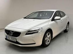 Vit Begagnad 2017 Volvo V40 Business Edition Kombi | 169 800 kr (Marknadspris)