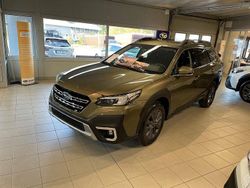 Grön (autumn green) Ny 2025 Subaru Outback SUV | 481 800 kr