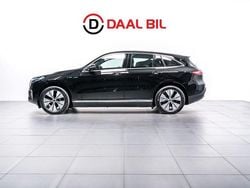 Svart Begagnad 2022 Mercedes EQC400 SUV | 439 700 kr (Marknadspris)