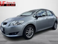 Grå Begagnad 2008 Toyota Auris Halvkombi | 54 500 kr (Lite dyr)