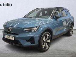 Blå Begagnad 2022 Volvo XC40 Core SUV | 339 000 kr