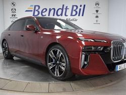 Röd Begagnad 2023 BMW i7 M Sport Sedan | 1 099 500 kr