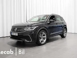 Svart Begagnad 2021 VW Tiguan R-line SUV | 359 500 kr (Dyr)