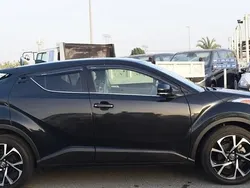Svart Begagnad 2019 Toyota C-HR Edition SUV | 220 000 kr (Marknadspris)
