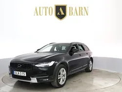 Svart Begagnad 2018 Volvo V90 CC Kombi | 264 700 kr (Bra pris)
