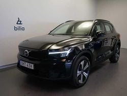 Svart Begagnad 2022 Volvo XC40 Core SUV | 329 500 kr