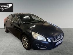 Grå Begagnad 2011 Volvo S60 Momentum Sedan | 52 900 kr (Marknadspris)