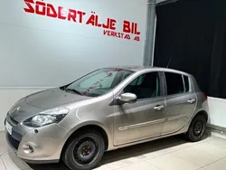 Ljusbrun Begagnad 2010 Renault Clio R.S. Halvkombi | 39 900 kr (Marknadspris)