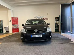 Svart Begagnad 2011 Toyota Auris Plus Halvkombi | 69 900 kr (Marknadspris)