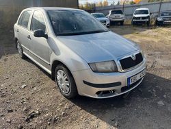 Silver Begagnad 2005 Skoda Fabia Halvkombi | 9 900 kr (Superpris)