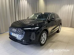 Svart Ny 2025 Audi Q5 Advanced SUV | 690 000 kr