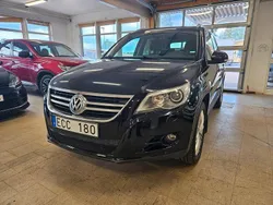 Svart Begagnad 2010 VW Tiguan Sportline SUV | 54 900 kr (Marknadspris)