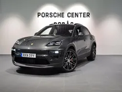 Grå Ny 2025 Porsche Macan SUV | 1 293 500 kr (Marknadspris)