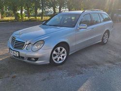 Silver Begagnad 2009 Mercedes E220 Classic Kombi | 49 000 kr