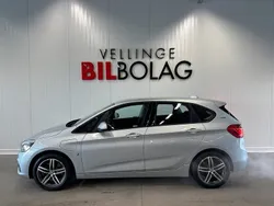 Silver Begagnad 2018 BMW 225 Active Tourer Sport Line Minibuss | 189 500 kr (Bra pris)