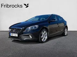 Svart Begagnad 2016 Volvo V40 CC Momentum Kombi | 169 800 kr (Marknadspris)