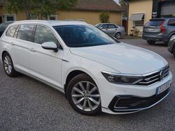 Vit Begagnad 2019 VW Passat GTE Kombi | 219 900 kr (Marknadspris)
