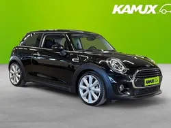 Svart Begagnad 2020 Mini Cooper Essential Halvkombi | 164 800 kr (Marknadspris)