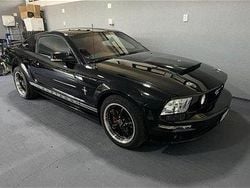 Svart Begagnad 2006 Ford Mustang Sportkupé | 220 000 kr (Dyr)