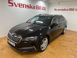 Svart Begagnad 2020 Skoda Superb Kombi | 289 000 kr (Dyr)