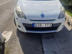 Vit Begagnad 2012 Renault Clio IV Halvkombi | 32 000 kr (Superpris)