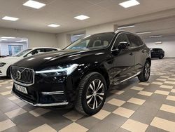 Svart Begagnad 2022 Volvo XC60 Core SUV | 359 800 kr (Superpris)