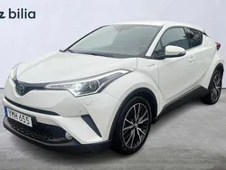 Vit Begagnad 2017 Toyota C-HR Executive SUV | 189 900 kr (Lite dyr)