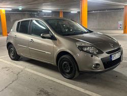 Begagnad 2009 Renault Clio R.S. Halvkombi | 20 000 kr (Bra pris)