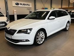 Vit Begagnad 2017 Skoda Superb Style Kombi | 169 900 kr (Bra pris)