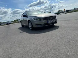 Brun Begagnad 2014 Volvo V60 Momentum Kombi | 86 000 kr (Marknadspris)