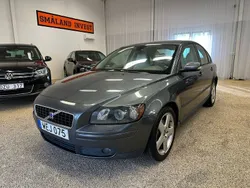 Grå Begagnad 2004 Volvo S40 Sedan | 22 500 kr (Marknadspris)