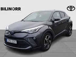 Mörkgrå Begagnad 2022 Toyota C-HR Edition SUV | 269 900 kr (Marknadspris)