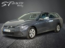 Grå Begagnad 2022 VW Golf VIII Kombi | 214 900 kr (Marknadspris)