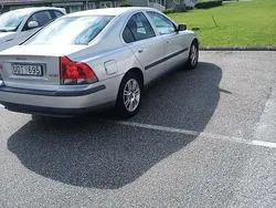 Grå Begagnad 2004 Volvo S60 Business Edition Sedan | 31 000 kr (Marknadspris)