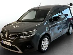 Grå Begagnad 2023 Renault Kangoo Minibuss | 279 000 kr