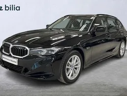 Svart Begagnad 2022 BMW 330e Kombi | 414 900 kr (Dyr)
