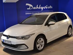 Vit Begagnad 2020 VW Golf VIII Halvkombi | 214 000 kr (Marknadspris)