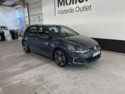 Mörkgrå (mgrå) Begagnad 2020 VW Golf VIII GTE Kombi | 245 000 kr (Lite dyr)