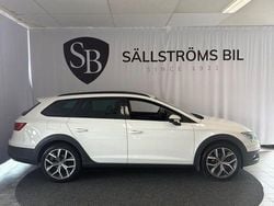 Vit Begagnad 2017 Seat Leon X-Perience 4Drive Kombi | 172 900 kr (Marknadspris)