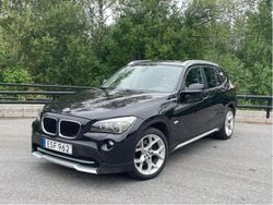 Svart Begagnad 2011 BMW X1 SUV | 92 000 kr