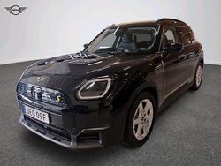 Svart Begagnad 2024 Mini Countryman SUV | 434 900 kr