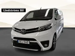 Vit Begagnad 2021 Toyota Proace Van | 319 900 kr (Marknadspris)
