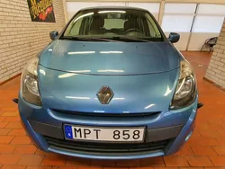 Blå Begagnad 2010 Renault Clio R.S. R.S. Halvkombi | 34 900 kr (Marknadspris)