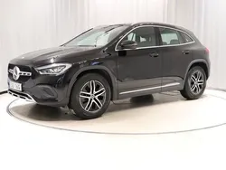 Svart Begagnad 2021 Mercedes GLA250 SUV | 328 900 kr (Marknadspris)