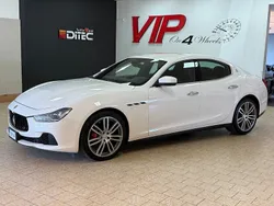 Vit Begagnad 2016 Maserati Ghibli Sportkupé | 379 800 kr