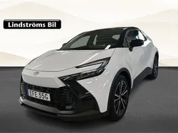 Vit Begagnad 2024 Toyota C-HR Executive SUV | 474 900 kr (Marknadspris)