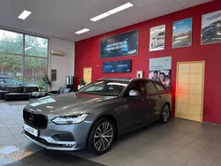 Grå Begagnad 2020 Volvo V90 Kombi | 289 500 kr (Marknadspris)