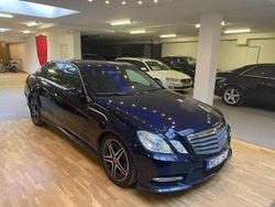 Mörkblå (blåmetallic) Begagnad 2012 Mercedes E220 AMG line Sedan | 114 900 kr (Bra pris)